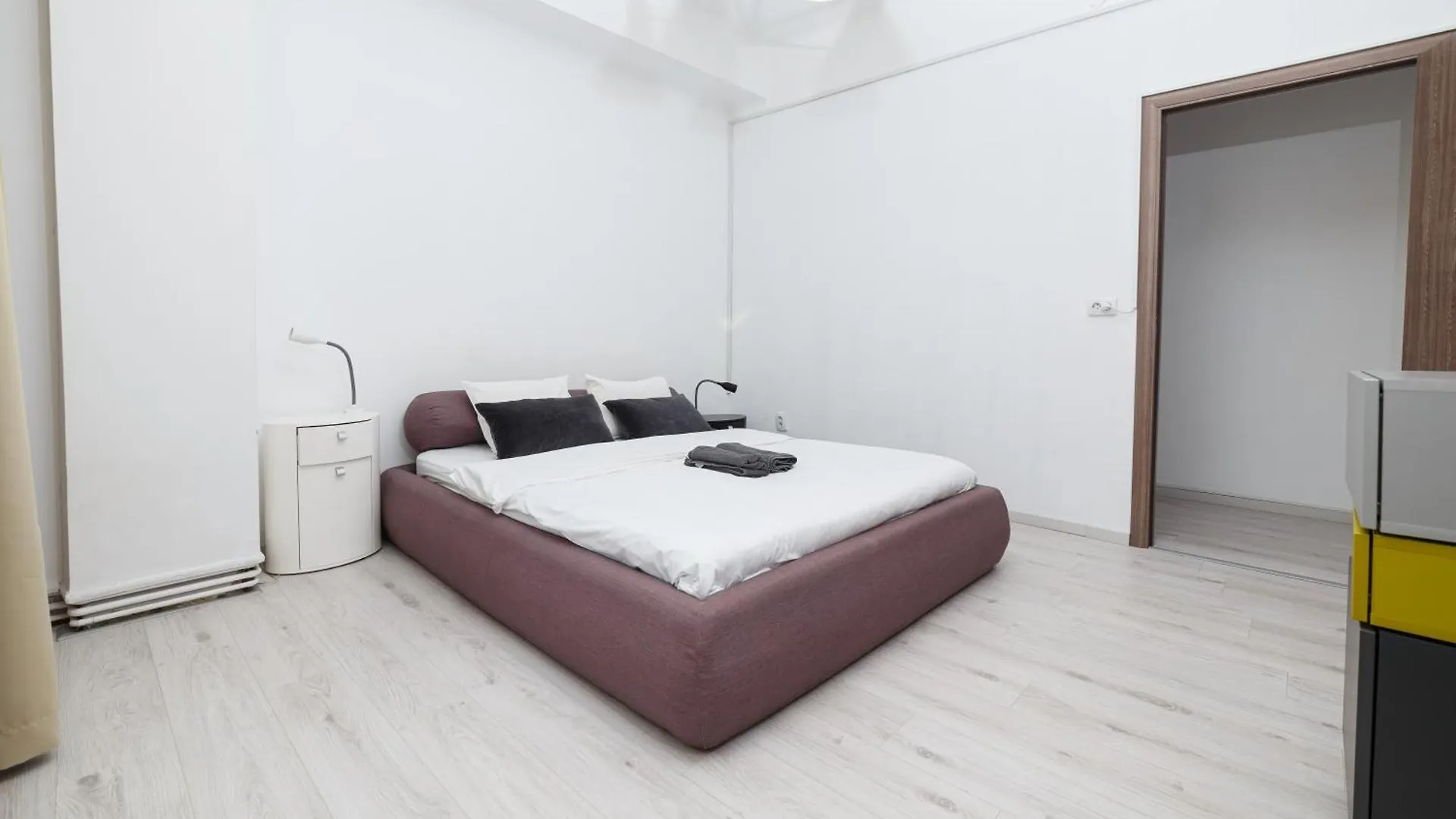 Color Apartments Franceza Street 4Bedrooms 부쿠레슈티 루마니아