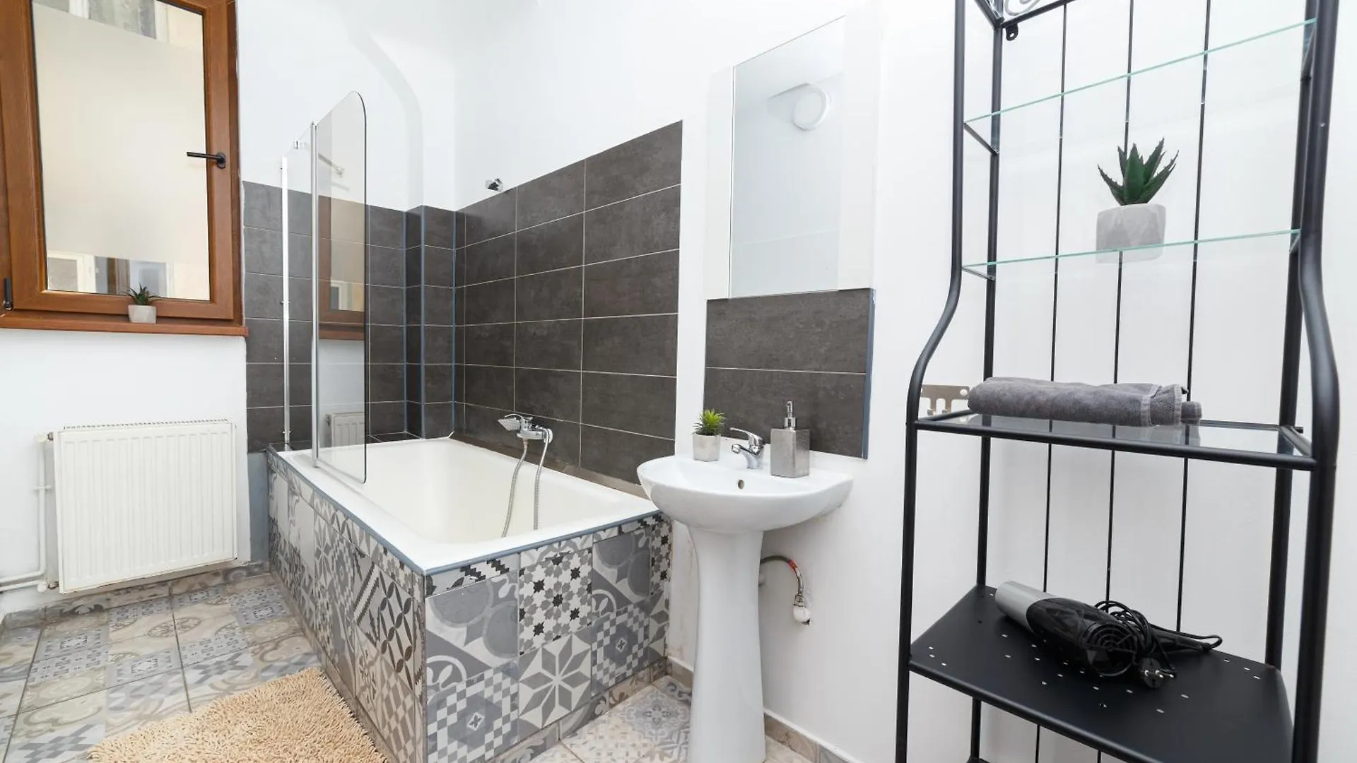 בוקרשט Color Apartments Franceza Street 4Bedrooms